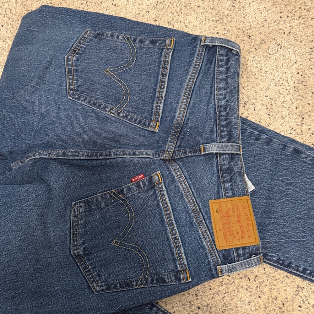 Levi's Relaxed Fit Denim Jeans in Classic Blue